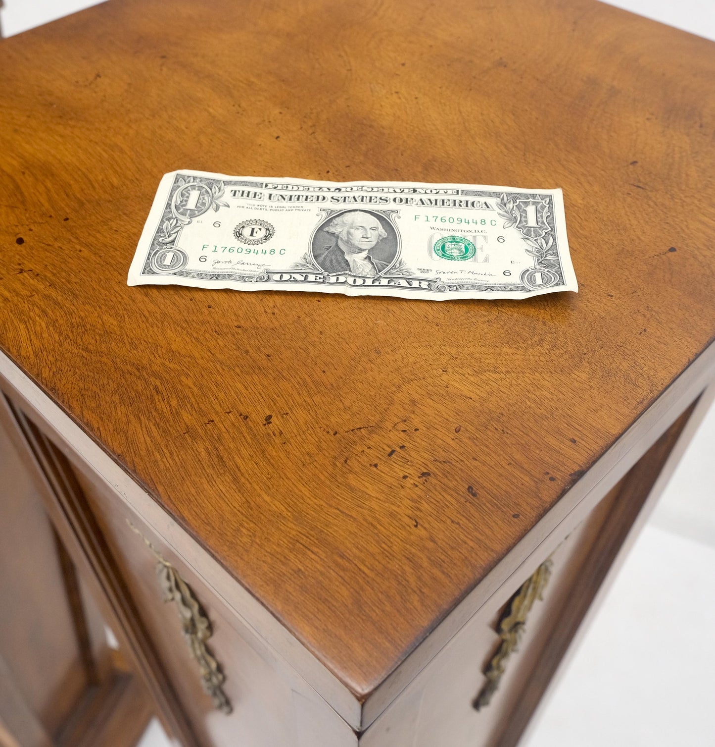 EstablishedLines Pair of Tapered Light Tiger Maple Bronze Mount Large Square Pedestals MINT!