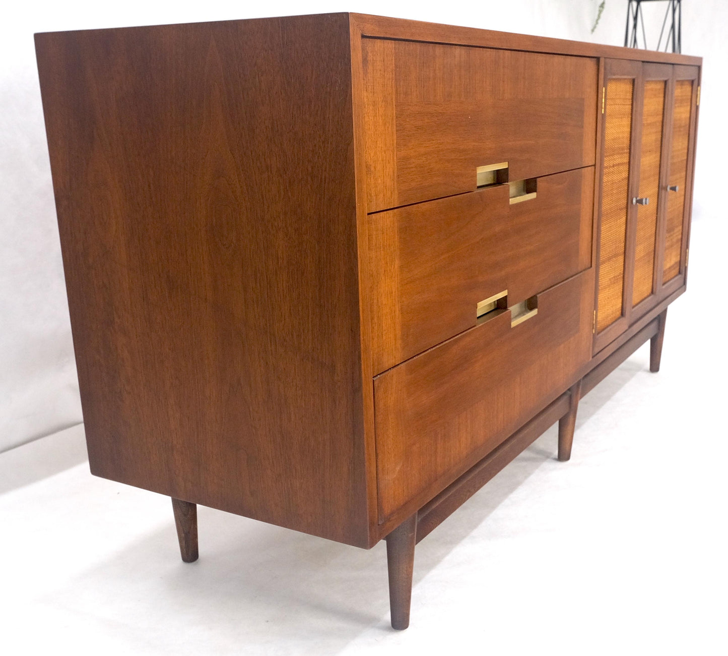 Mid Century Modern Light Walnut Cane Doors 6 Drawers Compact Dresser MINT!