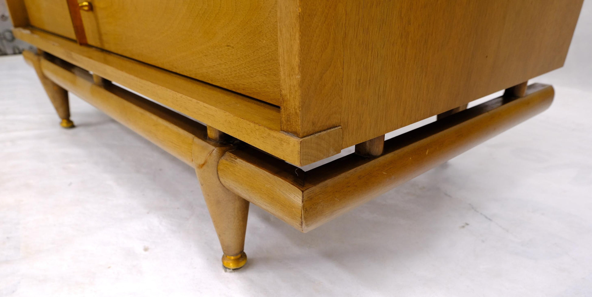 EstablishedLines Mid-Century Modern Floating Base 5 Drawers High Chest Dresser