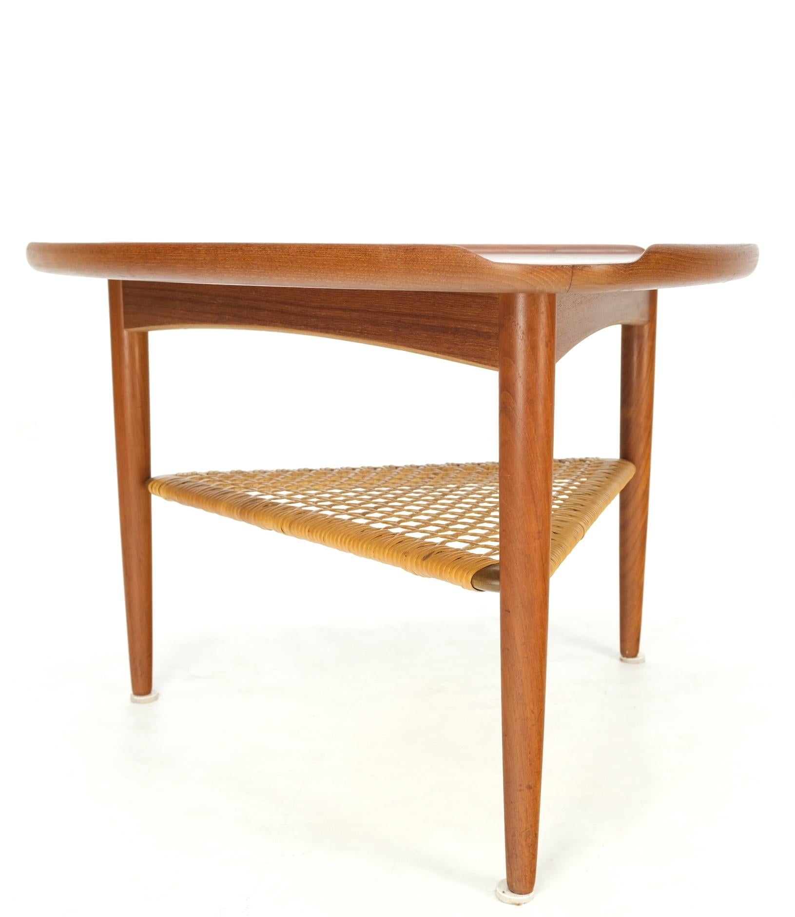 EstablishedLines Danish Triangular Teak Rolled Edge Caned Shelf End Side Occasional Table Stand