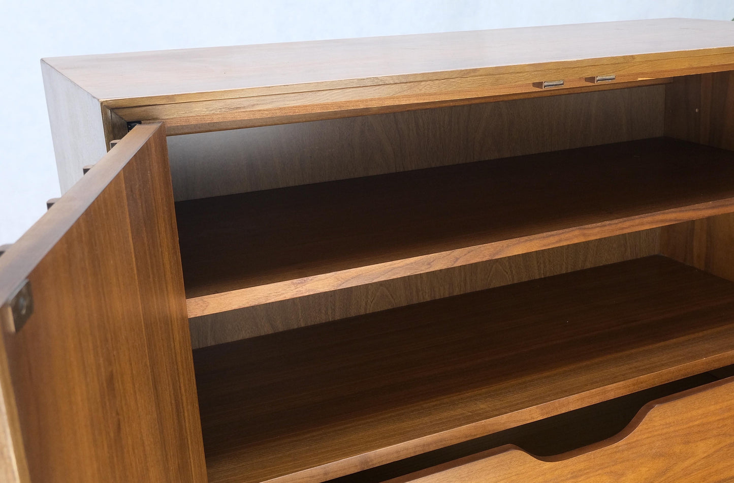 EstablishedLines Mid-Century Modern Double Door Compartment Walnut Gentleman's Chest Dresser MINT