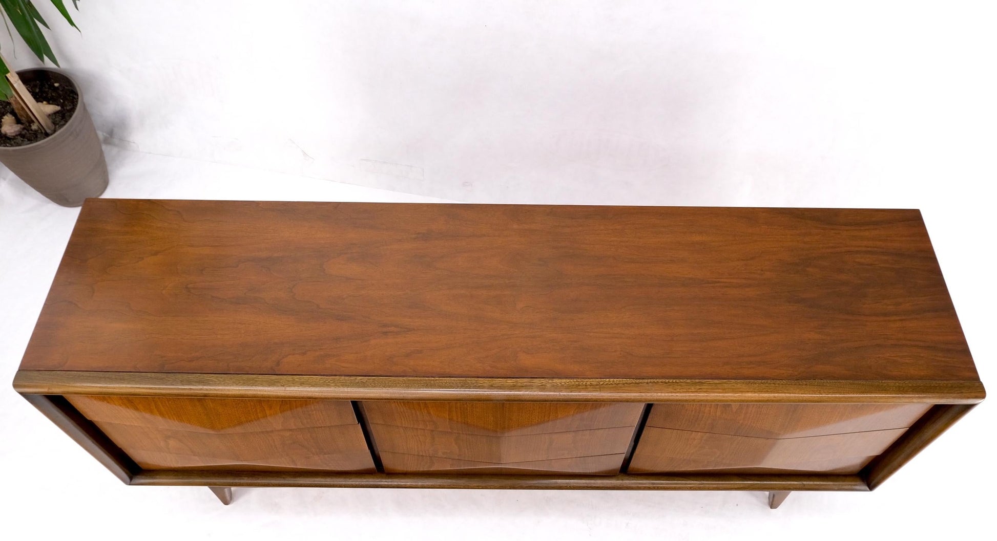 EstablishedLines Mid-Century Modern Sculpted Walnut 9 Diamond Front Drawers Dresser Mint
