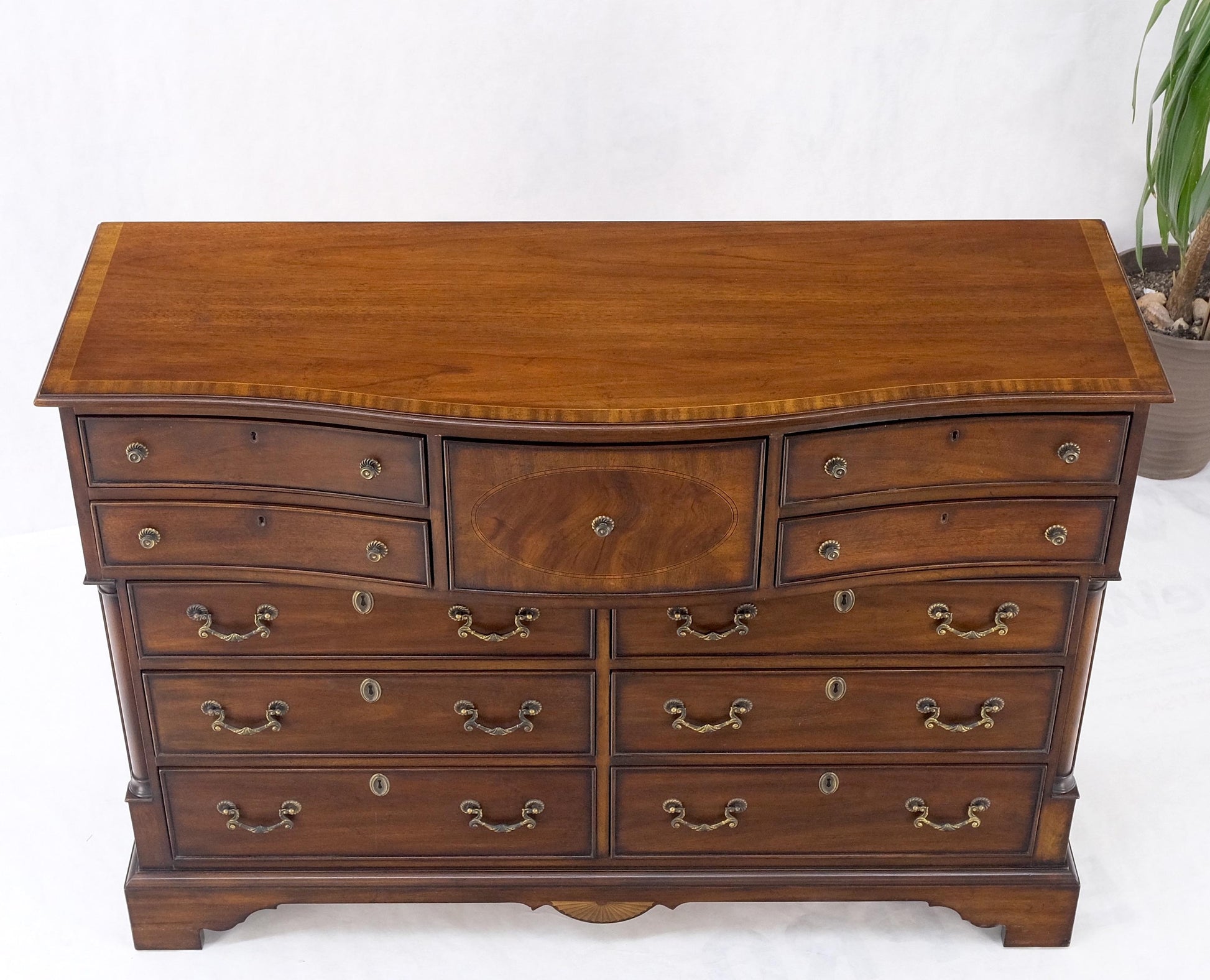 EstablishedLines Banded Top Mahogany Inlayed Bracket Feet 11 Drawers Dresser Credenza MINT!