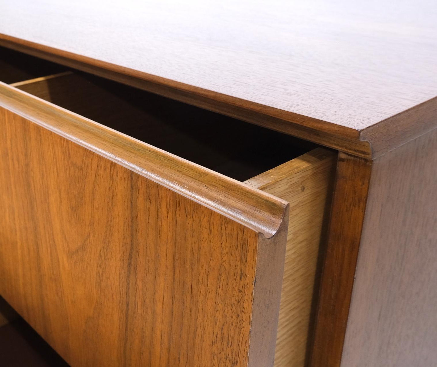 EstablishedLines John Stuart 5 Drawers Walnut High Boy Chest Dresser Mid-Century Modern Mint!