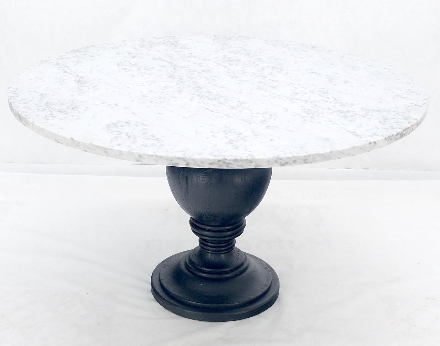 EstablishedLines Large White Grey 54" Round Marble Top Heavy Turned Onion Base Dining Table MINT!