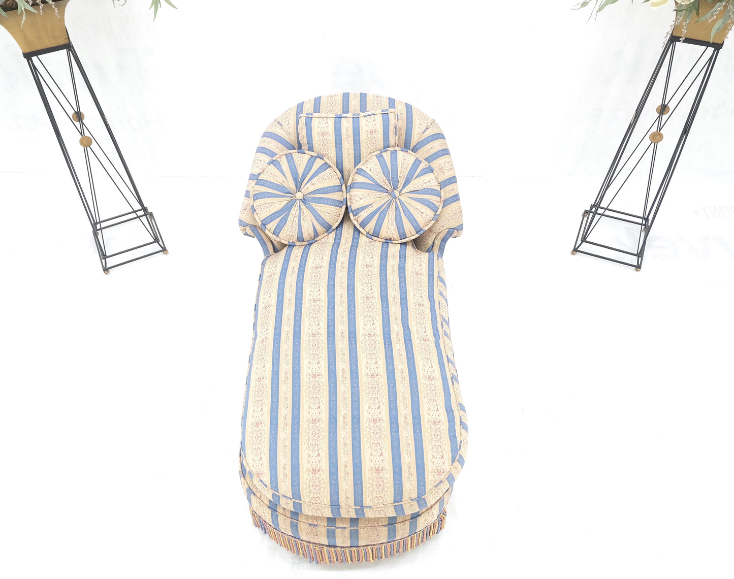 Down Filled Tassels Blue & Gold Upholstery Turned Legs Chaise Lounge MINT!