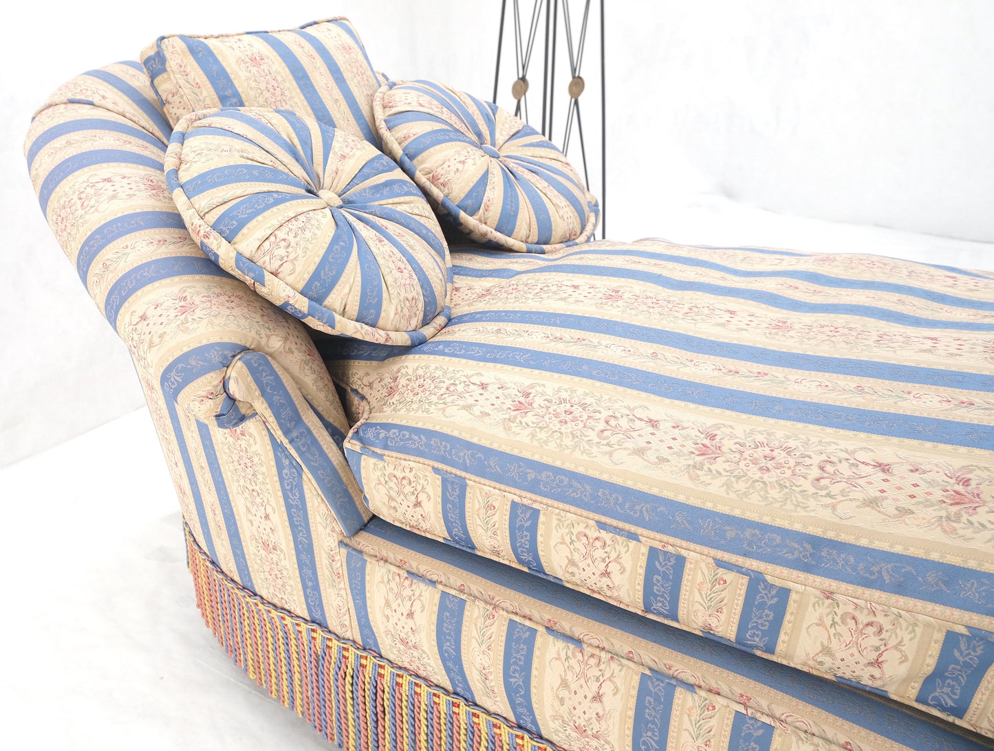 Down Filled Tassels Blue & Gold Upholstery Turned Legs Chaise Lounge MINT!
