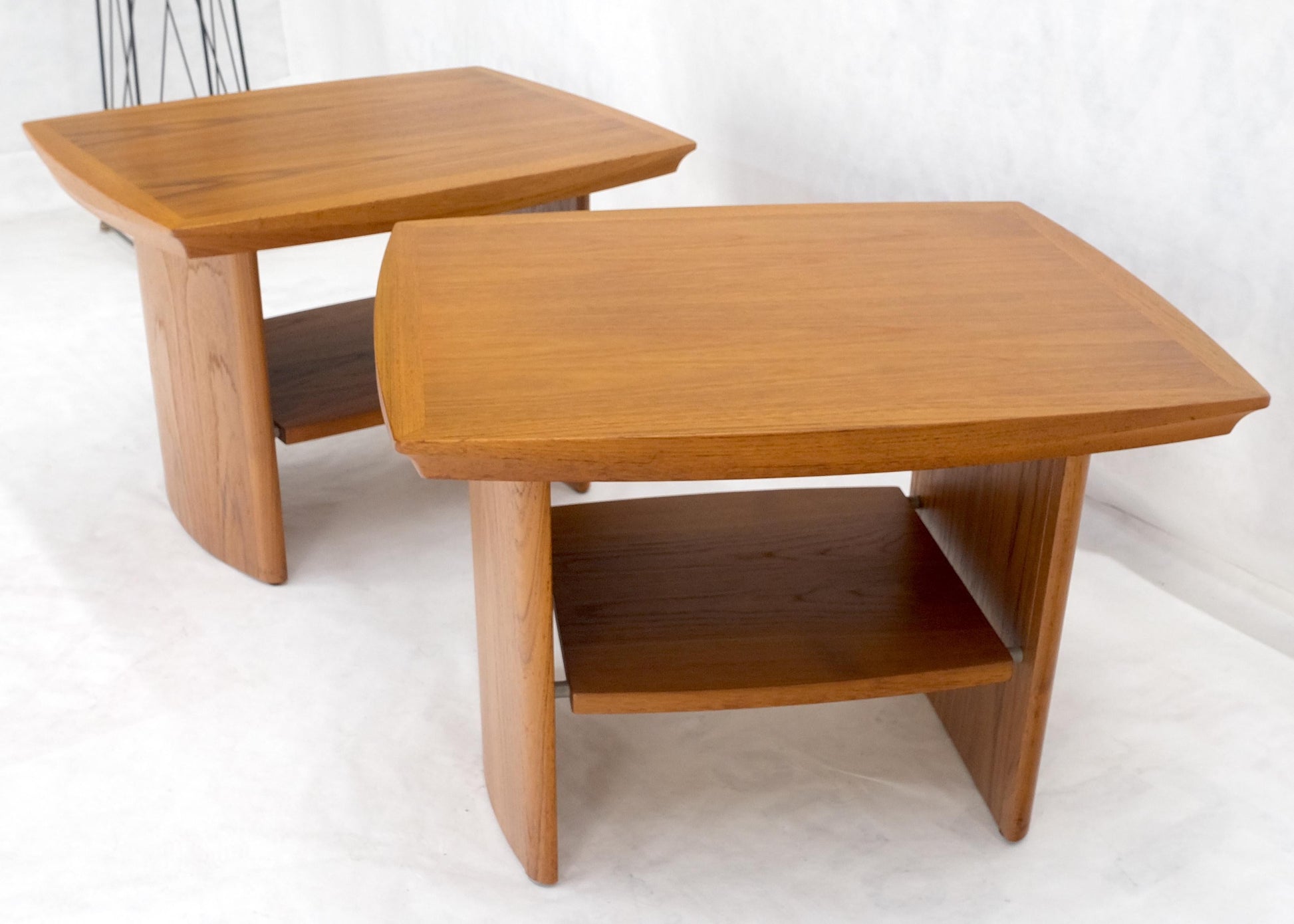 EstablishedLines Pair Mid Century Danish Mid Century Modern Teak End Side Table Nightstands MINT!