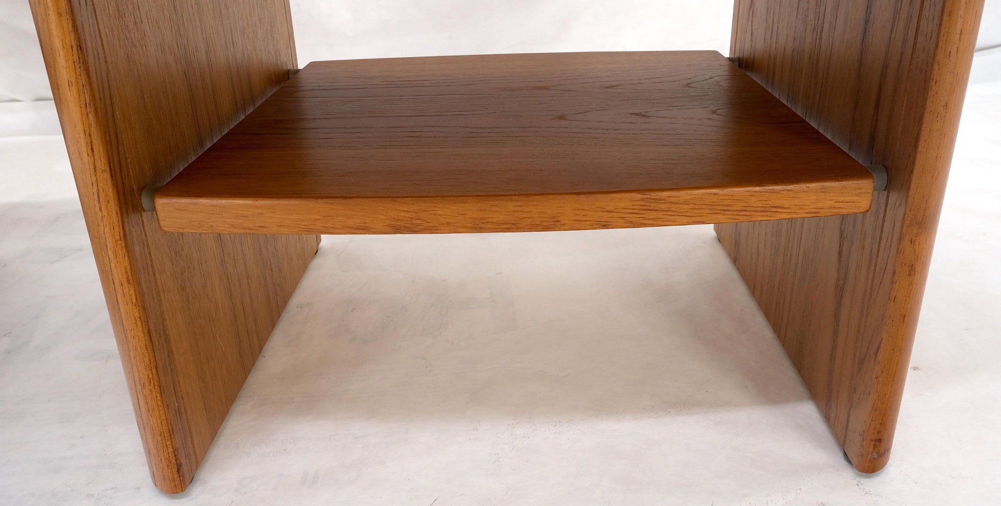 EstablishedLines Pair Mid Century Danish Mid Century Modern Teak End Side Table Nightstands MINT!