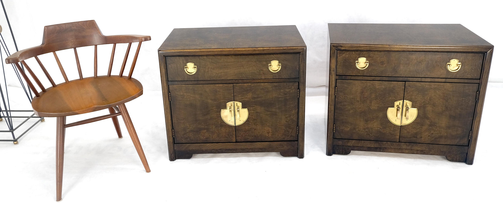 EstablishedLines Pair Mastercraft Burl Wood Heavy Brass Hardware One Drawer Night Stands Tables