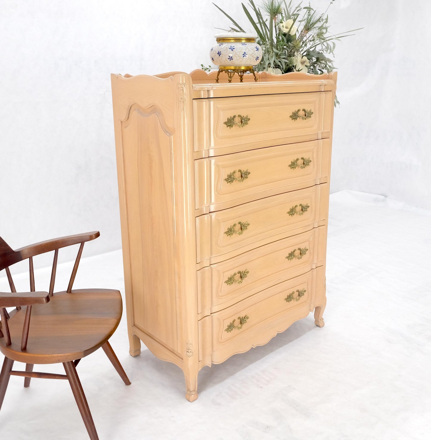 Carved Pickled Beige to White Solid Cherry Raised Panels Brass Hardware Gallery