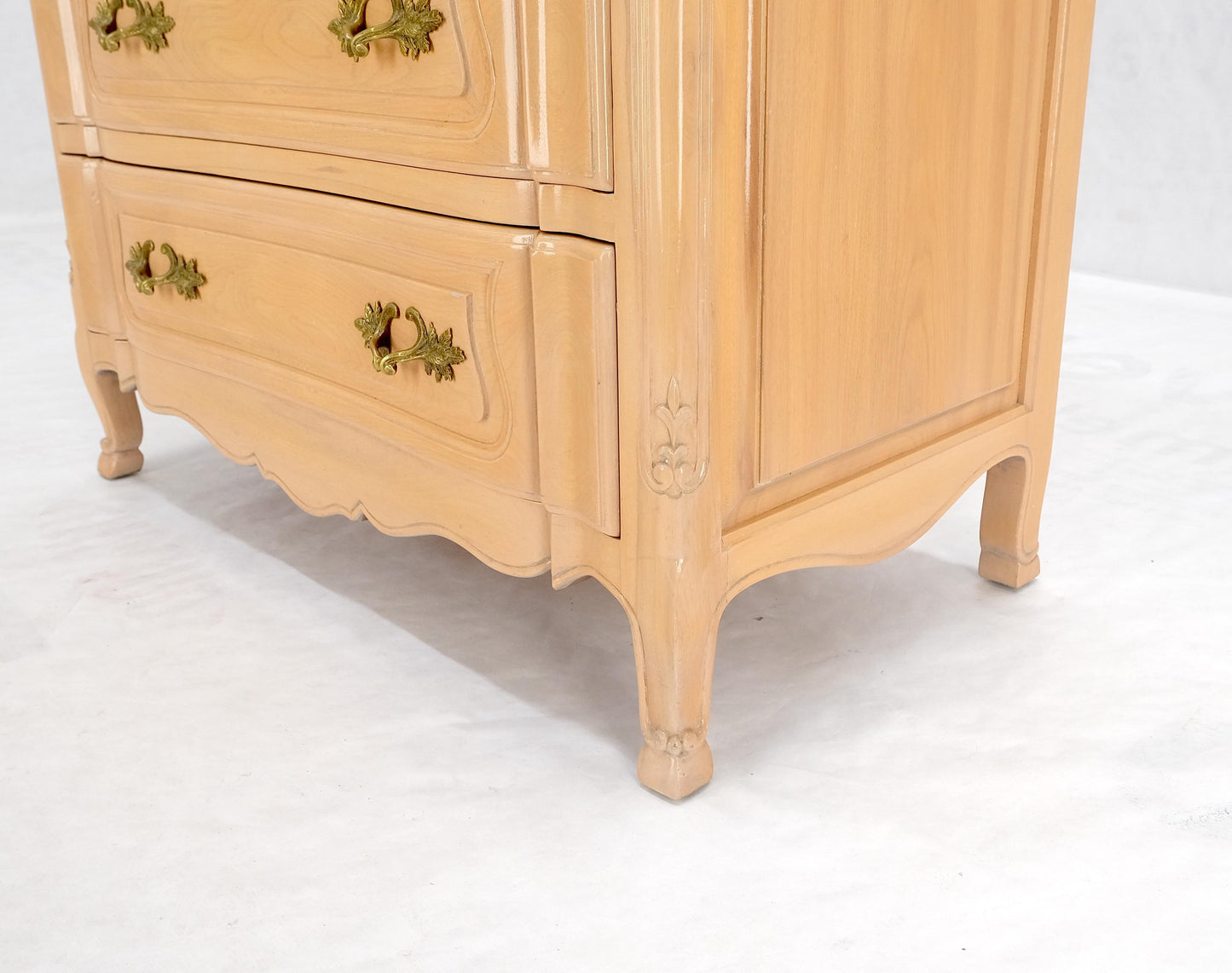Carved Pickled Beige to White Solid Cherry Raised Panels Brass Hardware Gallery