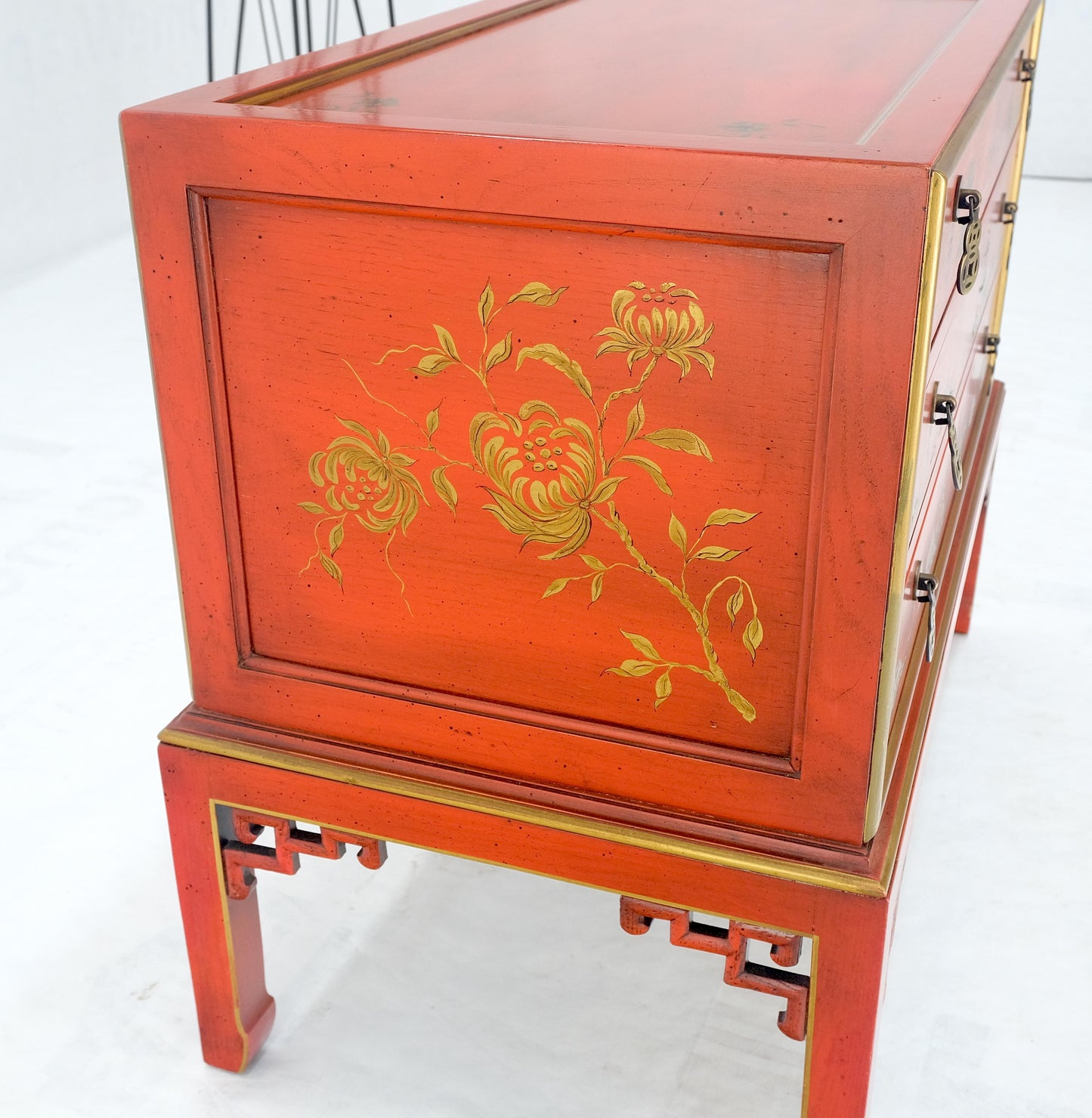 Red Orange Lacquer Chinoiserie Hand Painted Three Drawers Dresser Large Stand