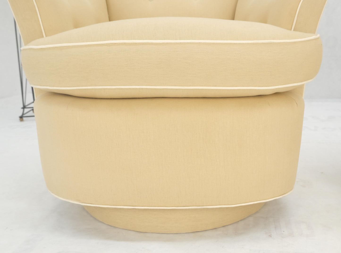 EstablishedLines Pair of New Linen Upholstery Round Swivel Tub Barrel Back Chairs Baughman MINT!