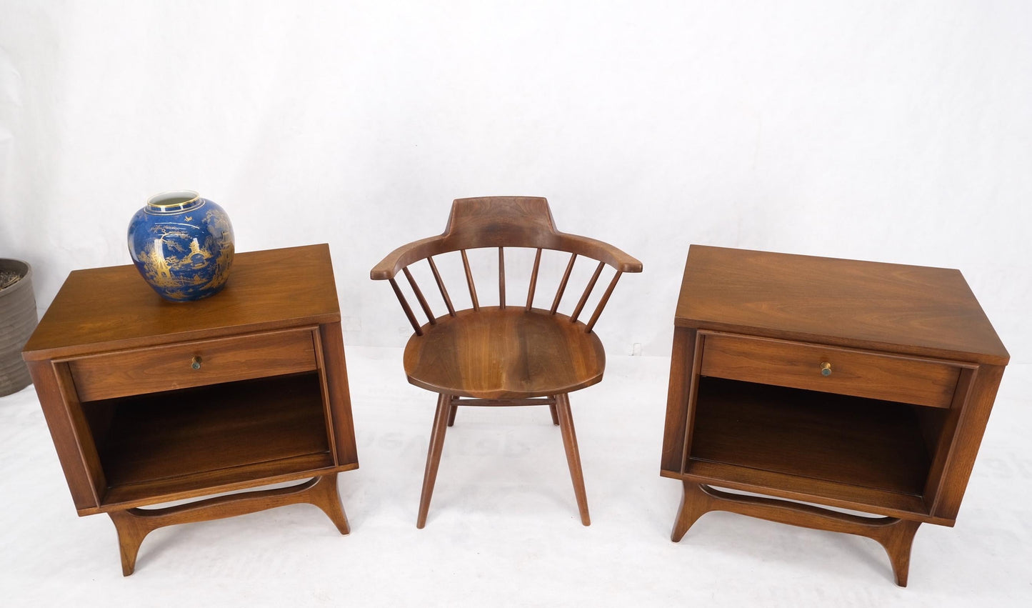 EstablishedLines Pair Walnut One Drawer Mid-Century Modern End Tables Night Stands Mint!