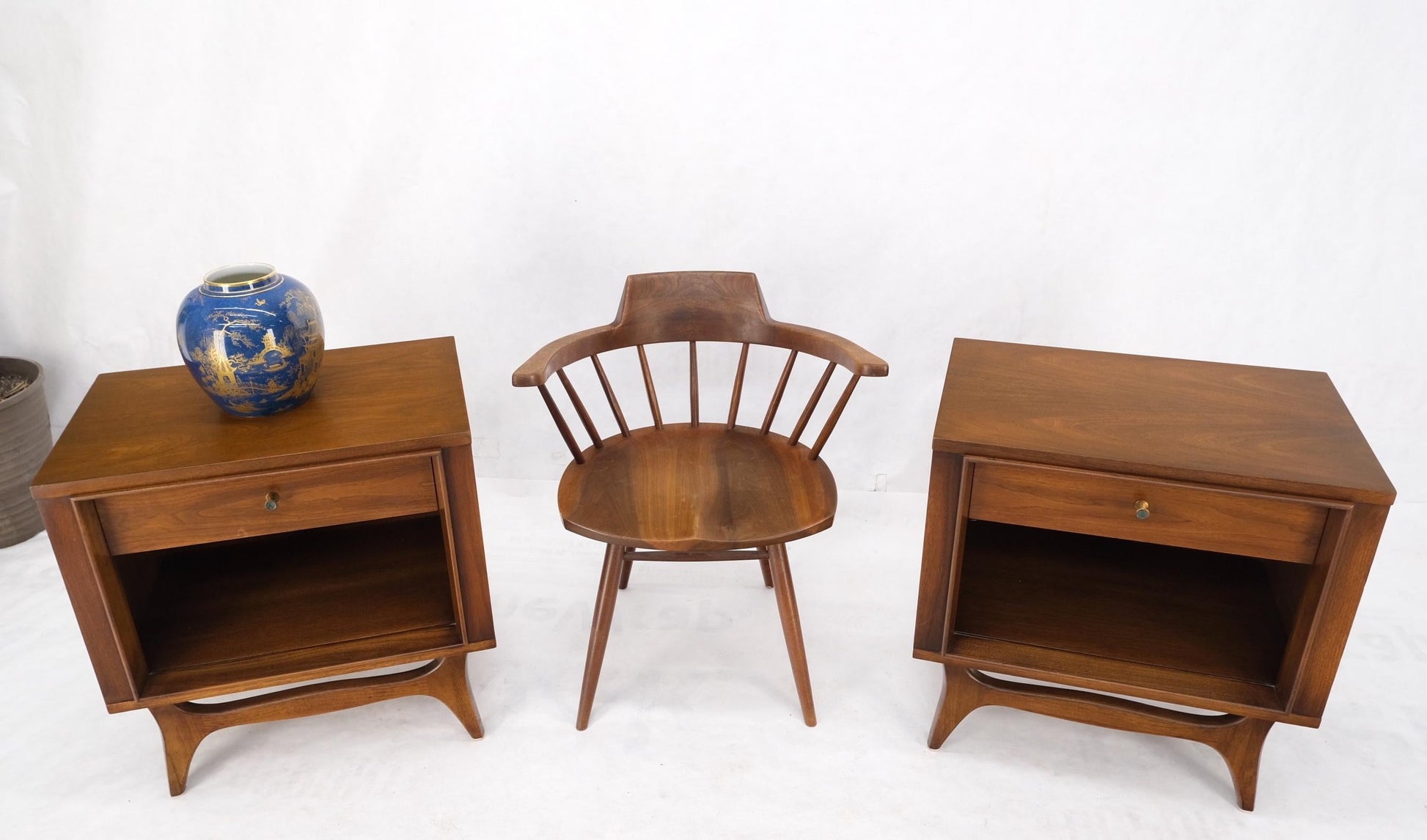 EstablishedLines Pair Walnut One Drawer Mid-Century Modern End Tables Night Stands Mint!