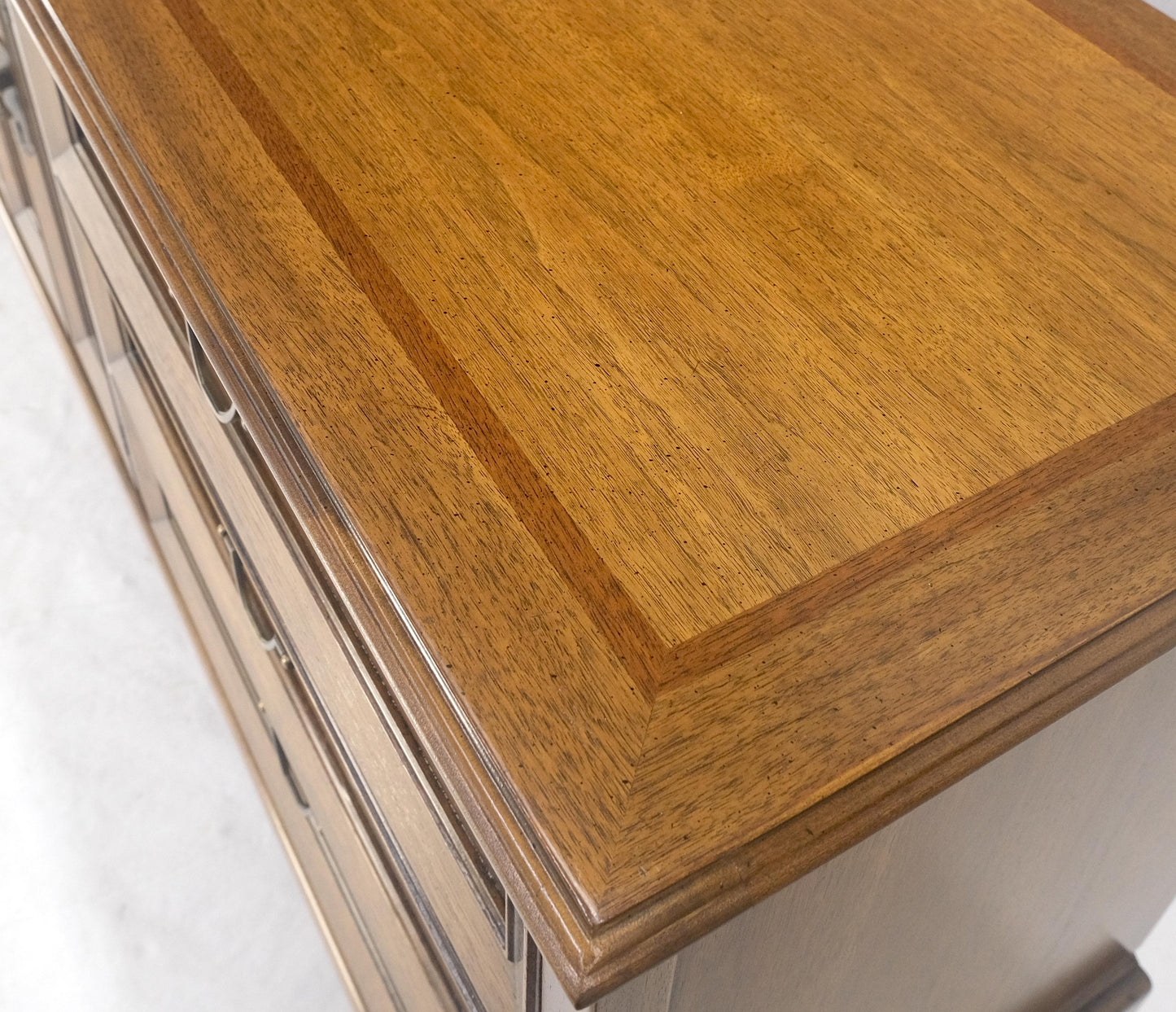 American Walnut 9 Drawers Long Dresser Credenza on Bracket Feet Tomasville MINT!