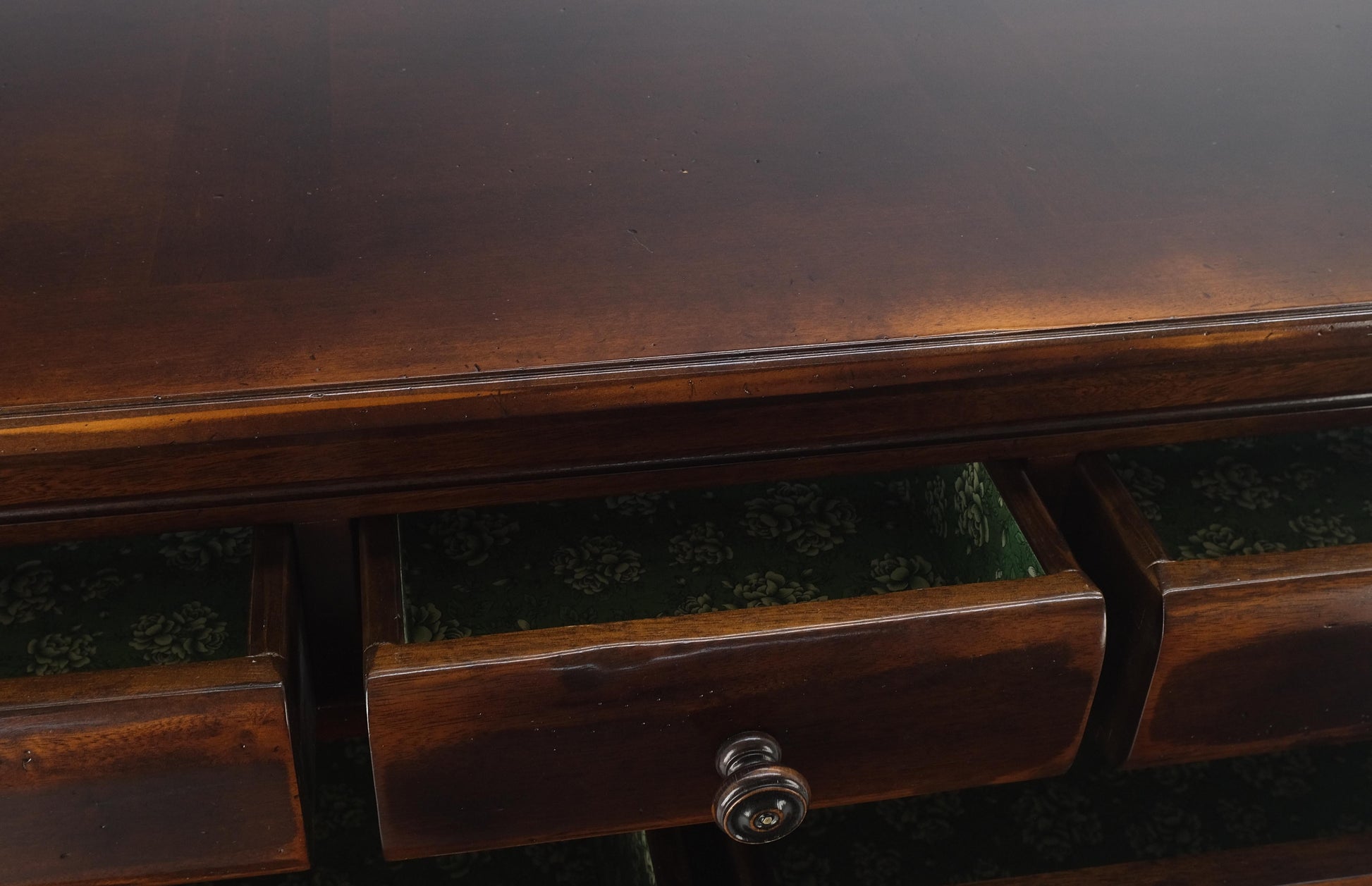 EstablishedLines Large 7 Drawer Faux Bamboo Legs Turned Knobs Italian Dresser Commode Chest MINT!