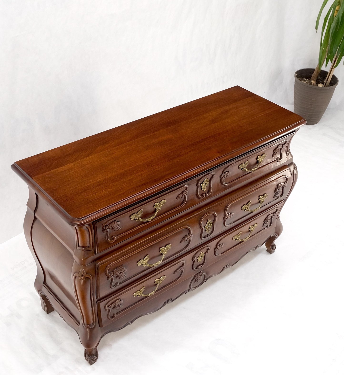 Bombe Country French Carved Cherry 3 Drawer Dresser Brass Hardware Pulls Mint!