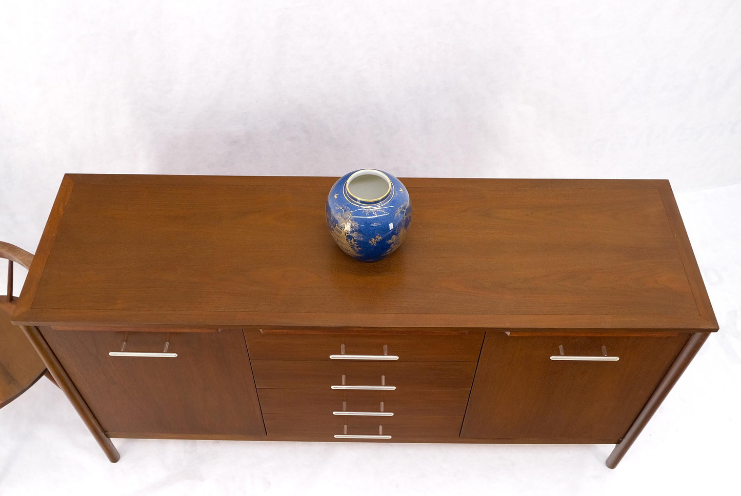 John Stuart Walnut Mid-Century Modern Long Credenza Dresser Pull Out Shelf Mint!