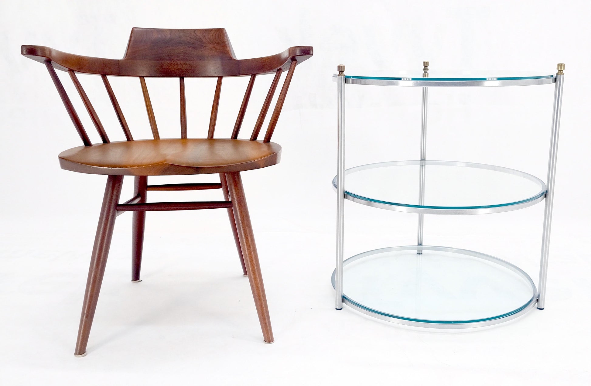 EstablishedLines Round 22' Diameter 3 Tier Glass Shelves Chrome Brass Finials Side End Table MINT