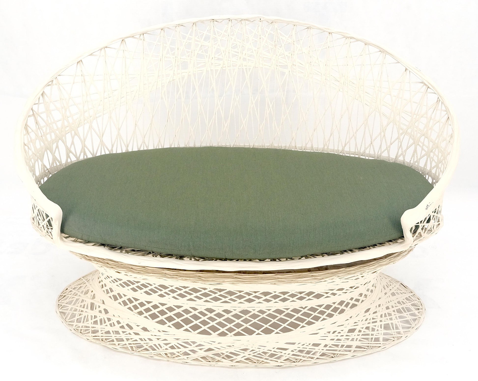 EstablishedLines Russel Woodard Spun Fiberglass Oval Outdoor Loveseat Mid Century Modern MINT