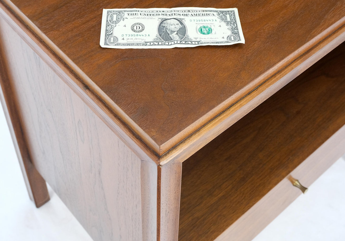 EstablishedLines Pair Finished Back Danish Mid Century Modern One Drawer Walnut Night Stands MINT