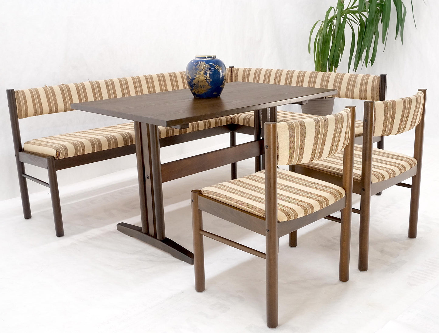 Danish Mid Century Modern L Shape Bench Chairs Dining Table Kitchen Dinette Set