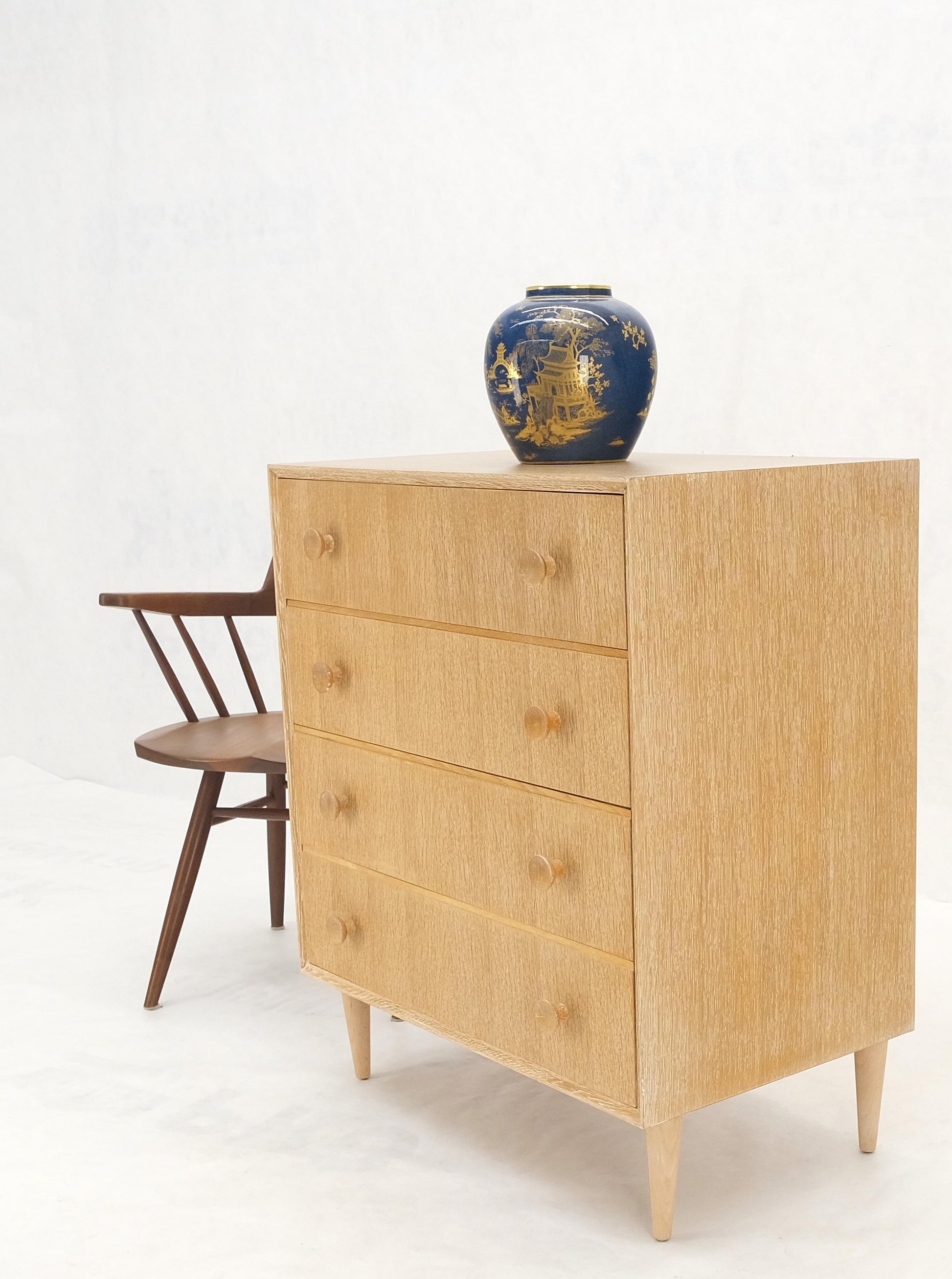 EstablishedLines Cerused Oak 4 Drawers Compact Dresser Bachelor Chest Cabinet Mid-Century Modern