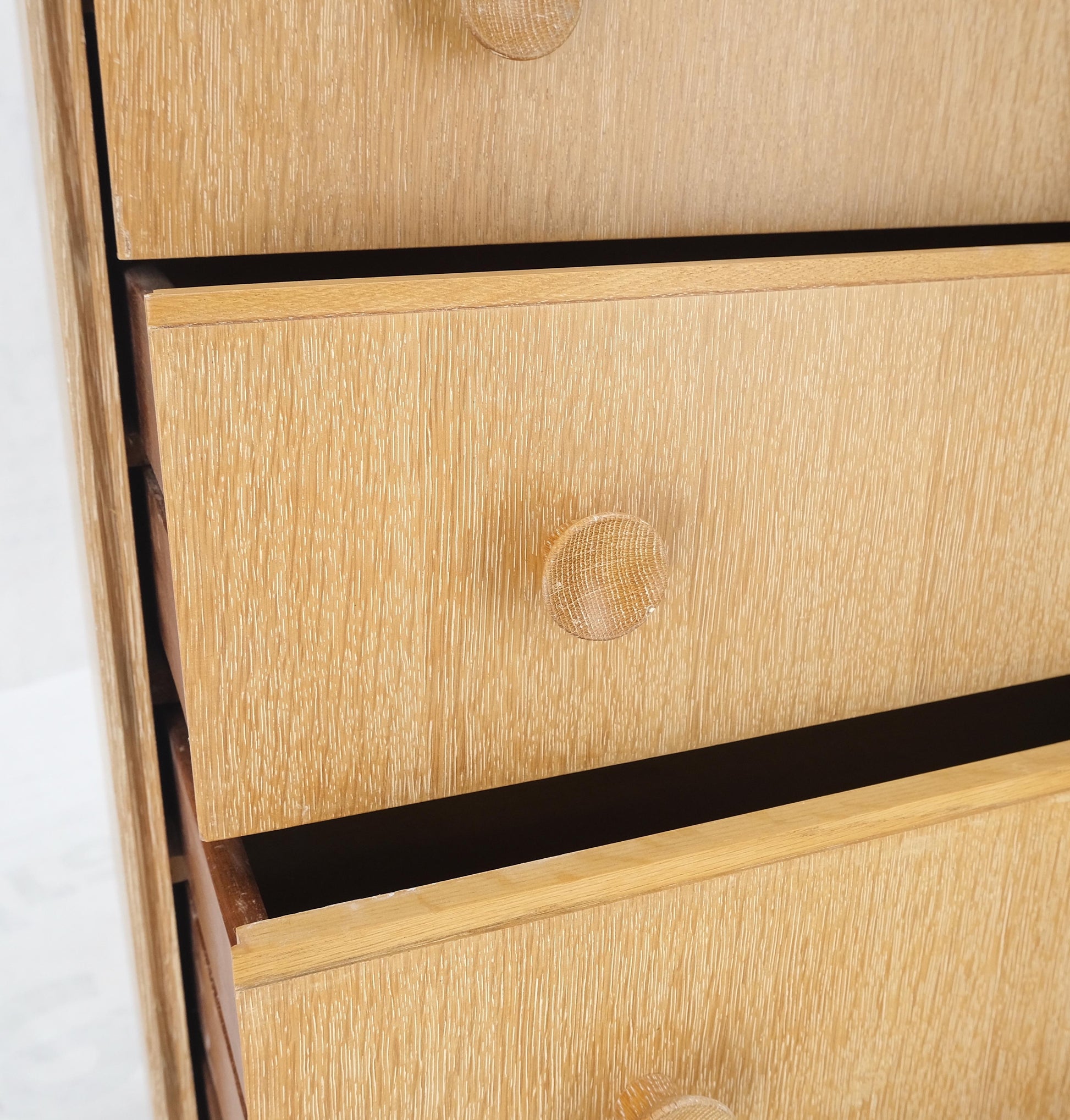 EstablishedLines Cerused Oak 4 Drawers Compact Dresser Bachelor Chest Cabinet Mid-Century Modern