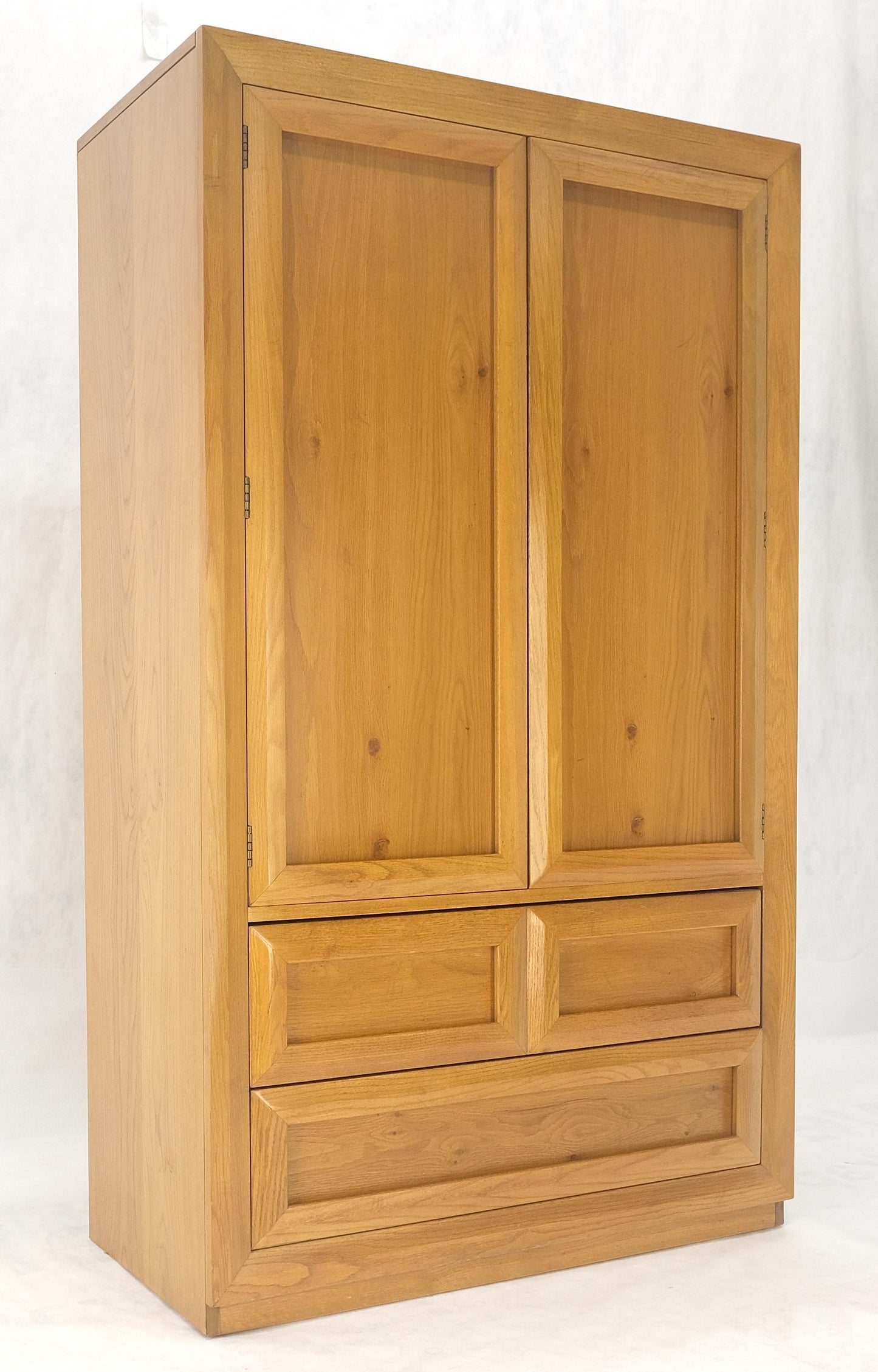 Chestnut 2 Beveled Doors Compartment Gentlemen's Chest Dresser Cabinet MINT!