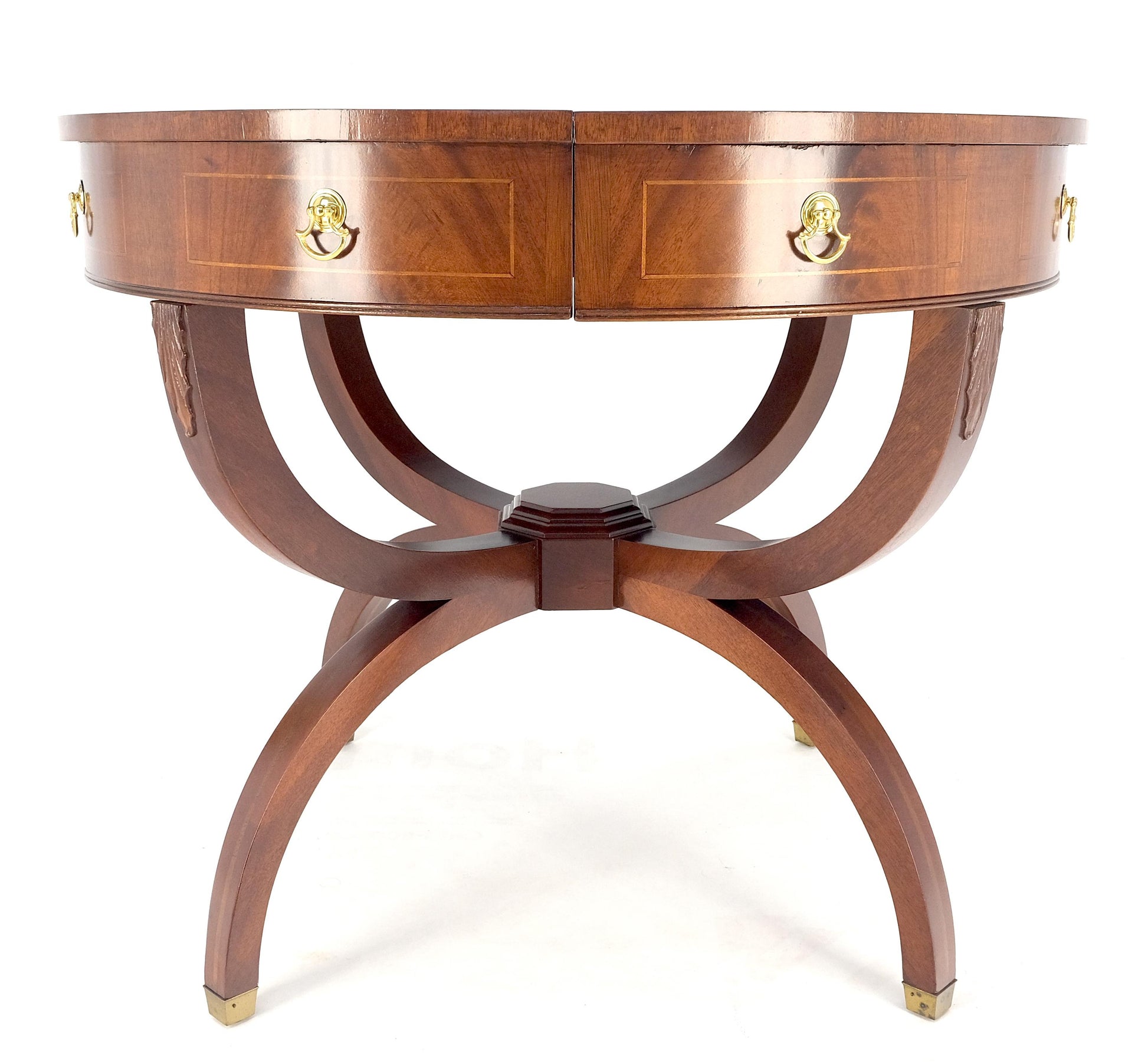 EstablishedLines Round Mahogany Single Pedestal Drum to Duning Table w/ 2 Extension Boards Mint
