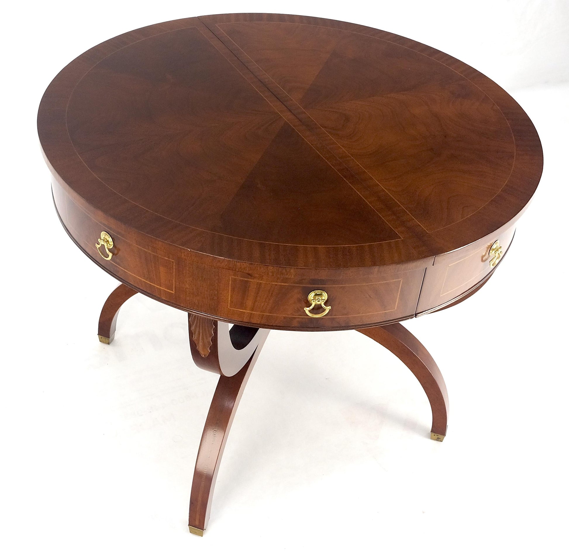 EstablishedLines Round Mahogany Single Pedestal Drum to Duning Table w/ 2 Extension Boards Mint