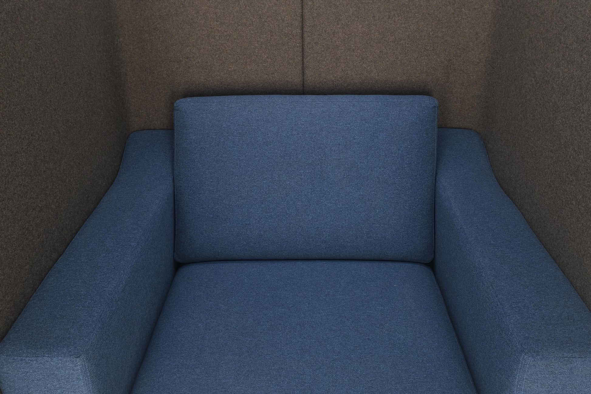 EstablishedLines Pair Mid Century Modern Wingback Lounge Chairs Blue Grey Wool Upholstery MINT!