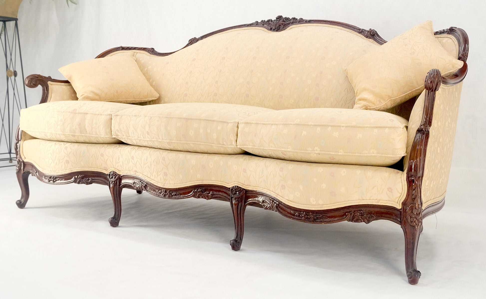 EstablishedLines Very Fine Carved Mahogany Frame Cream Upholstery Curved Back French Sofa MINT!