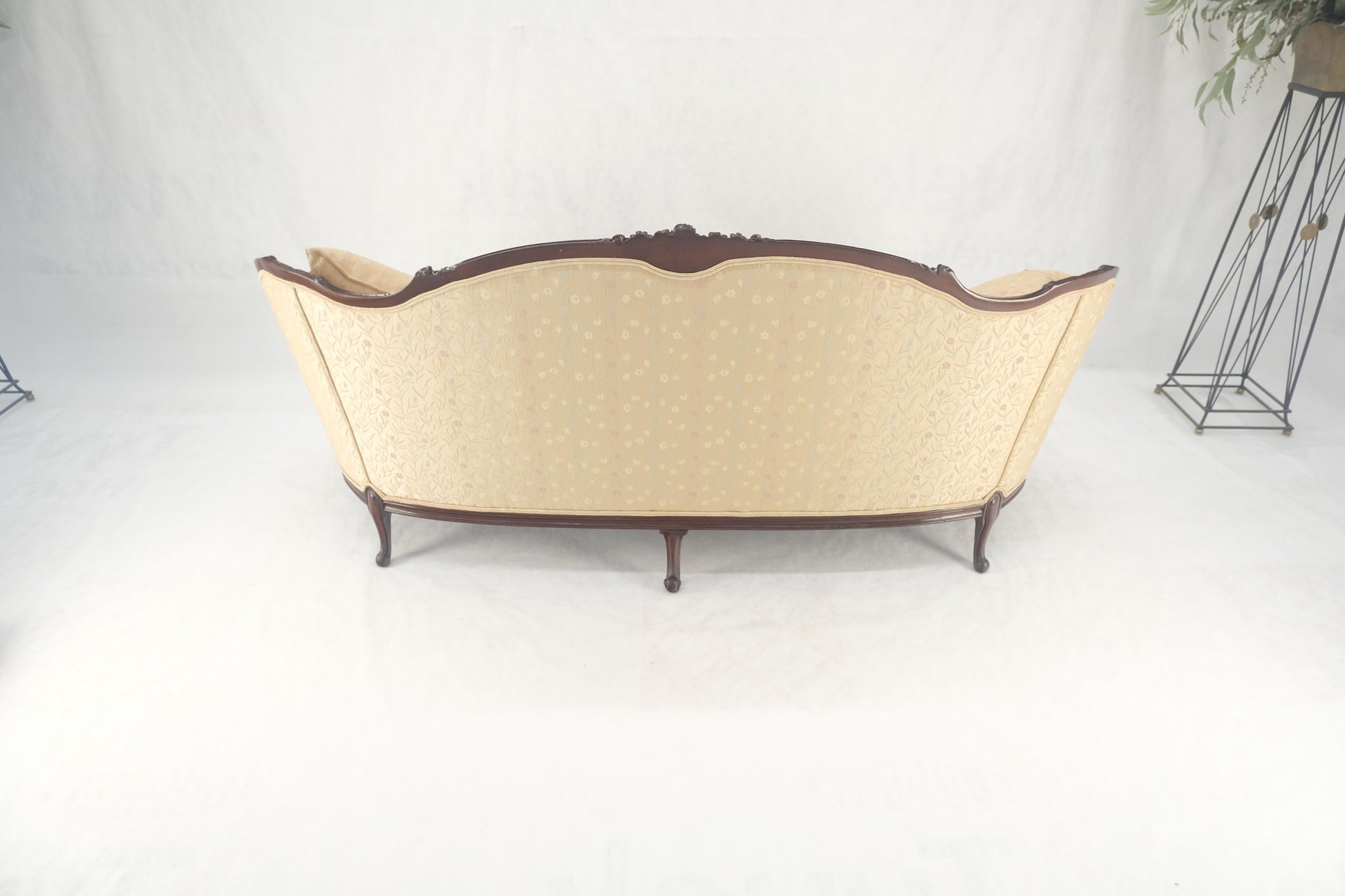 EstablishedLines Very Fine Carved Mahogany Frame Cream Upholstery Curved Back French Sofa MINT!
