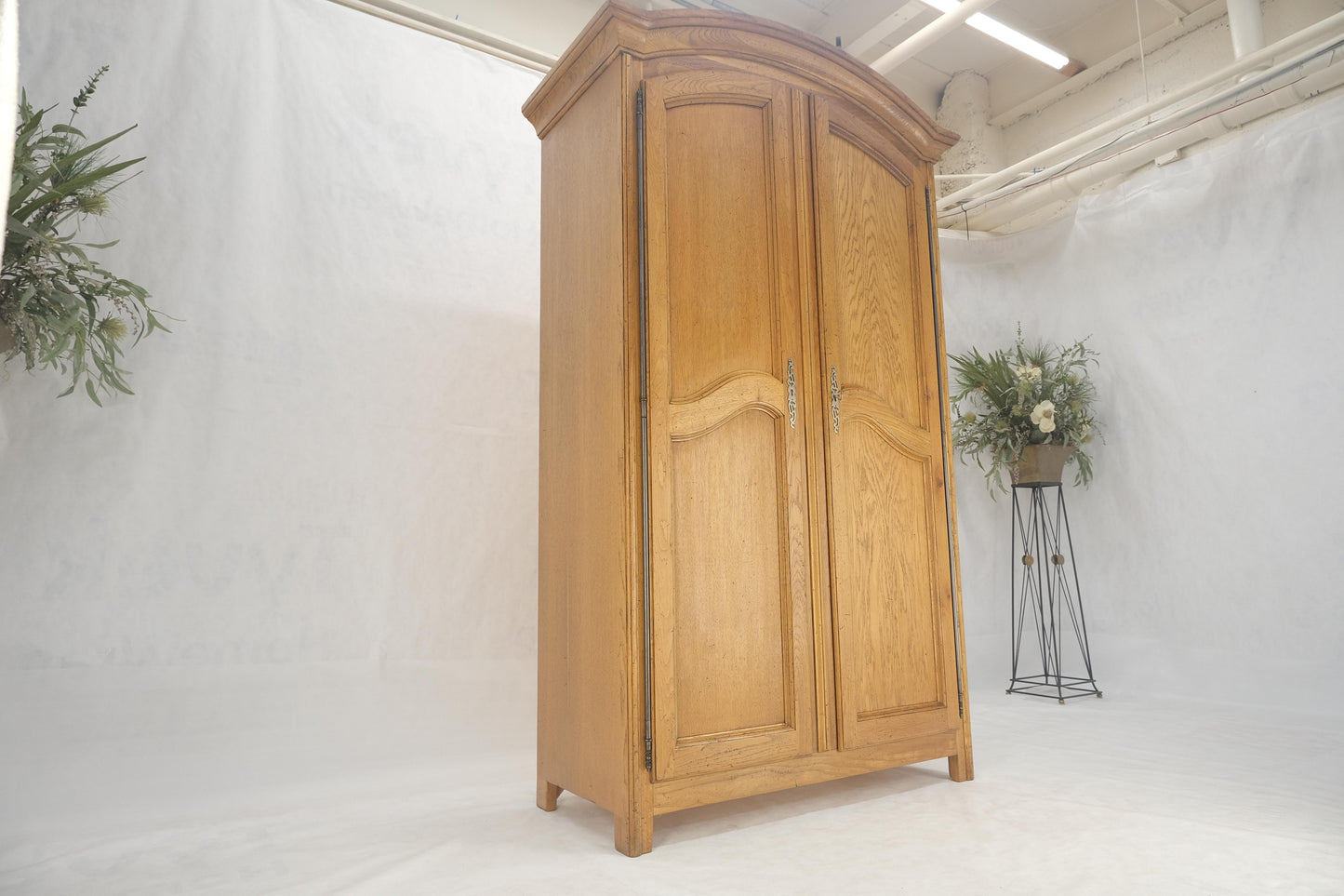 Bloomingdale's Made in Italy 2 Door Dome Top Chestnut Wardrobe Adjustable Shelfs