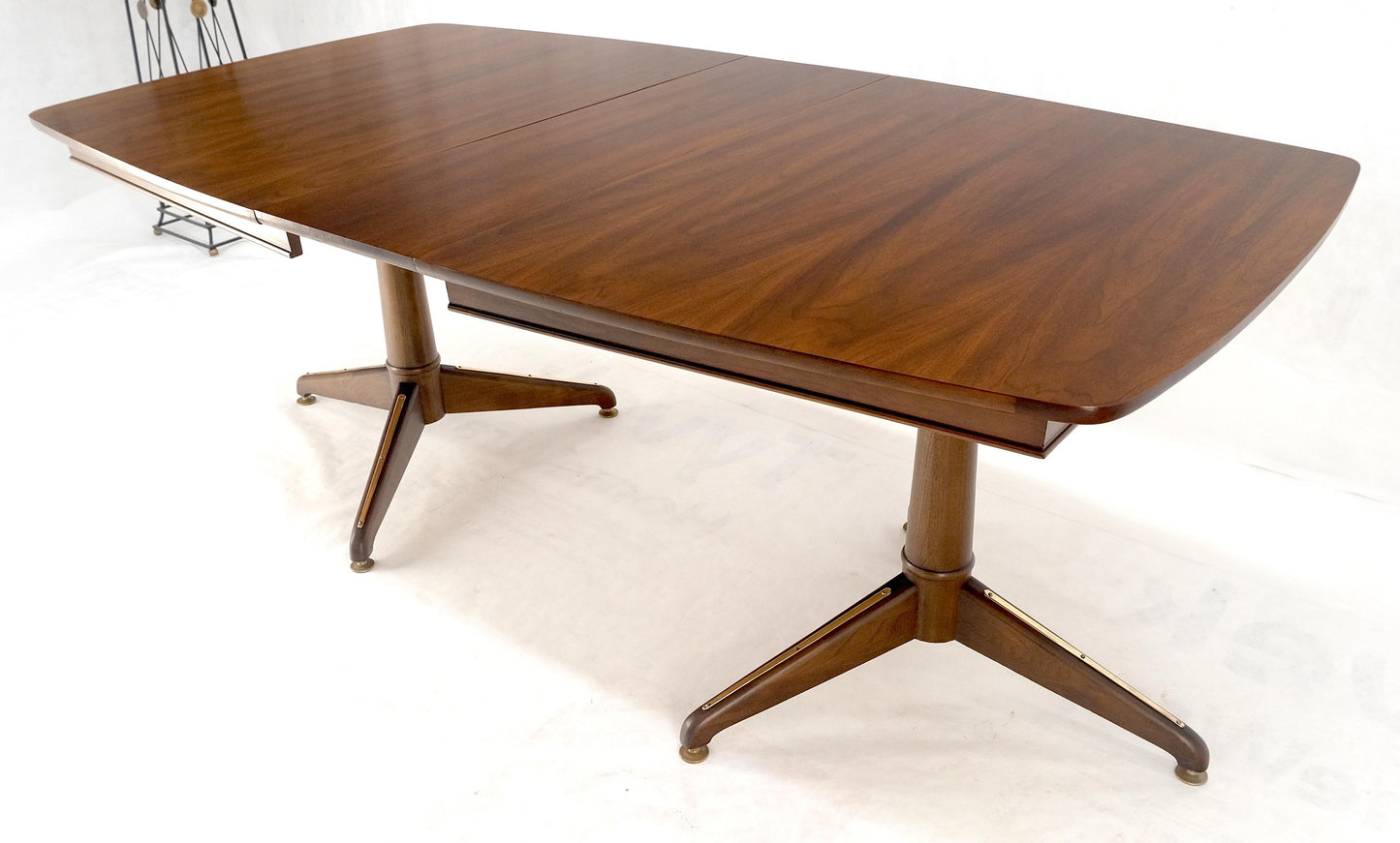 Walnut Boat Shape Double Tripod Bases One Extension Leaf Board Dining Table MINT