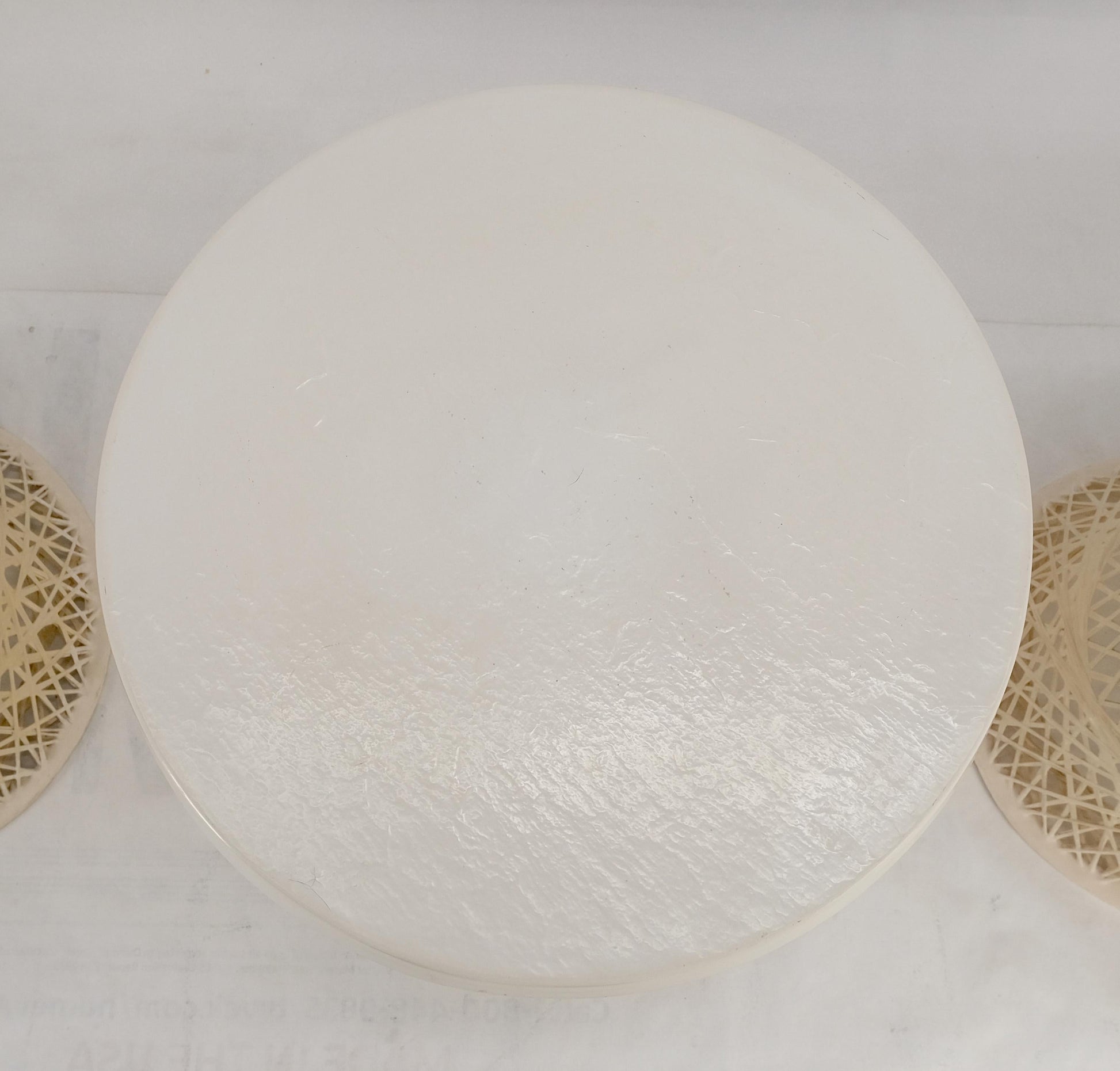 Set 3 Spun Fiberglass Molded Stone Textured 21" Round Top End Side Table Woodard