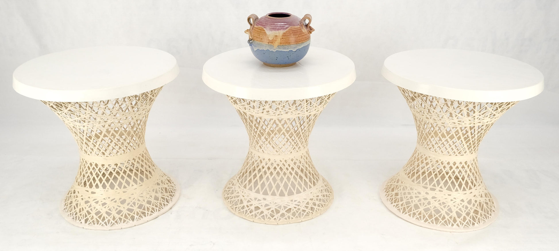 Set 3 Spun Fiberglass Molded Stone Textured 21" Round Top End Side Table Woodard