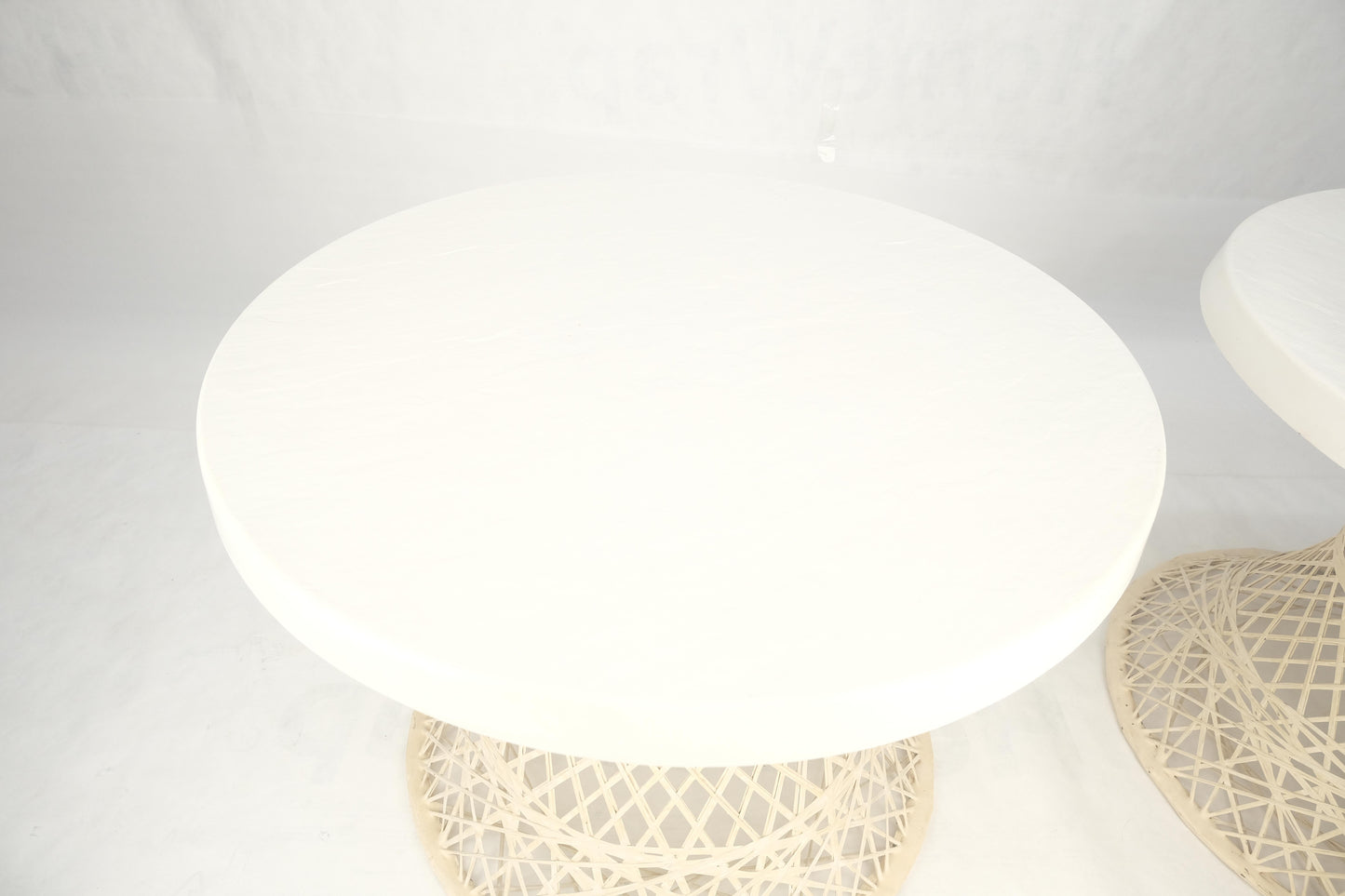 Set 3 Spun Fiberglass Molded Stone Textured 21" Round Top End Side Table Woodard