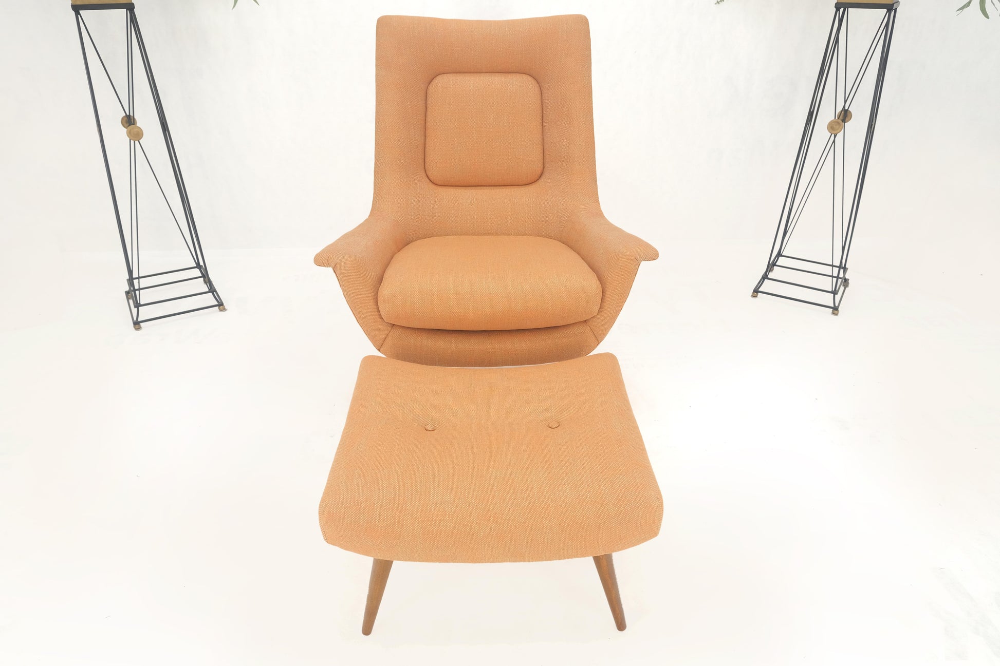 EstablishedLines Lawrence Peabody Tapered Dowel Leg Lounge Chair Matching Ottoman New Upholstery