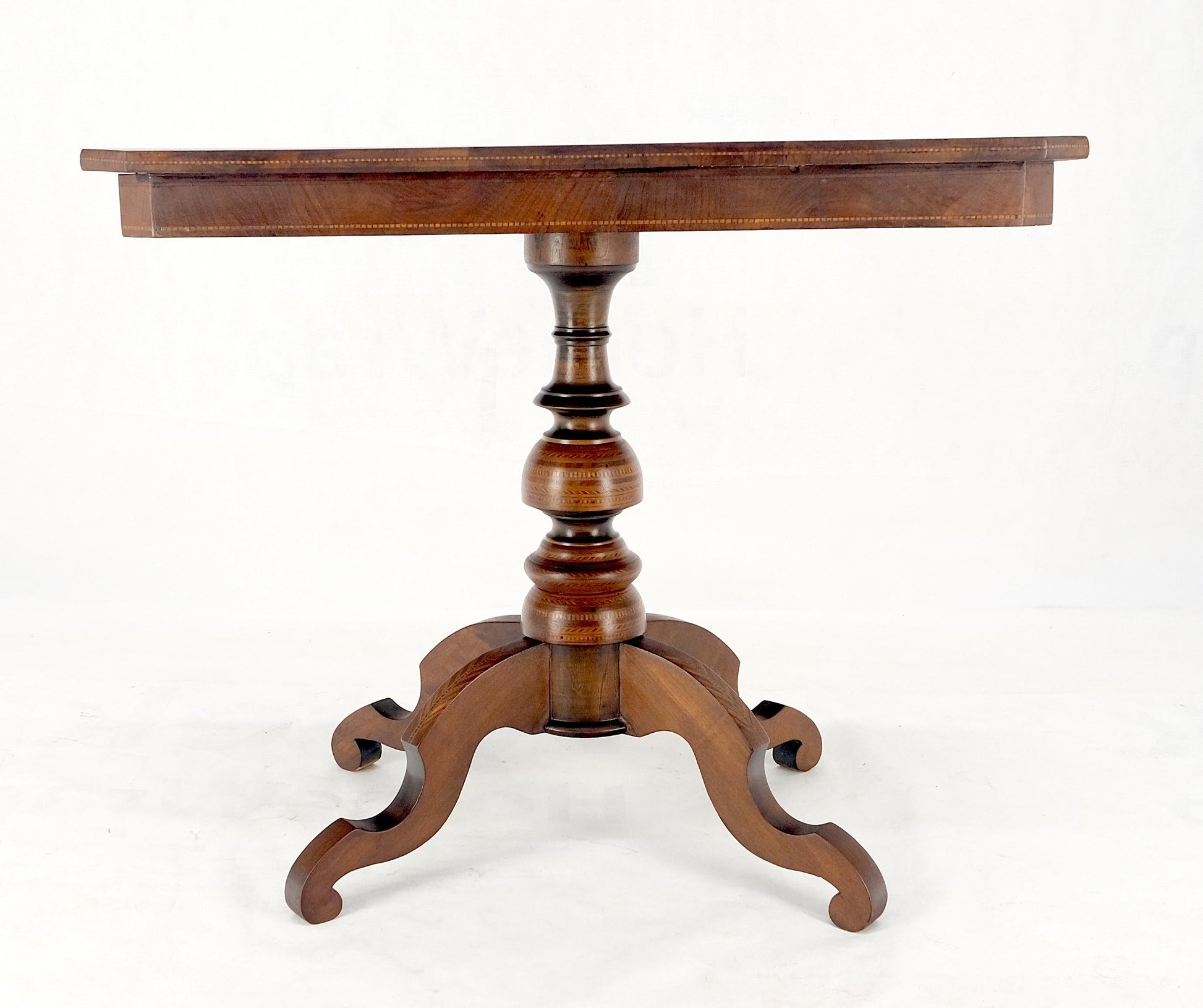 EstablishedLines Dutch 19th Century Marquetry Inlay Top Breakfast Center Occasional Lamp Table