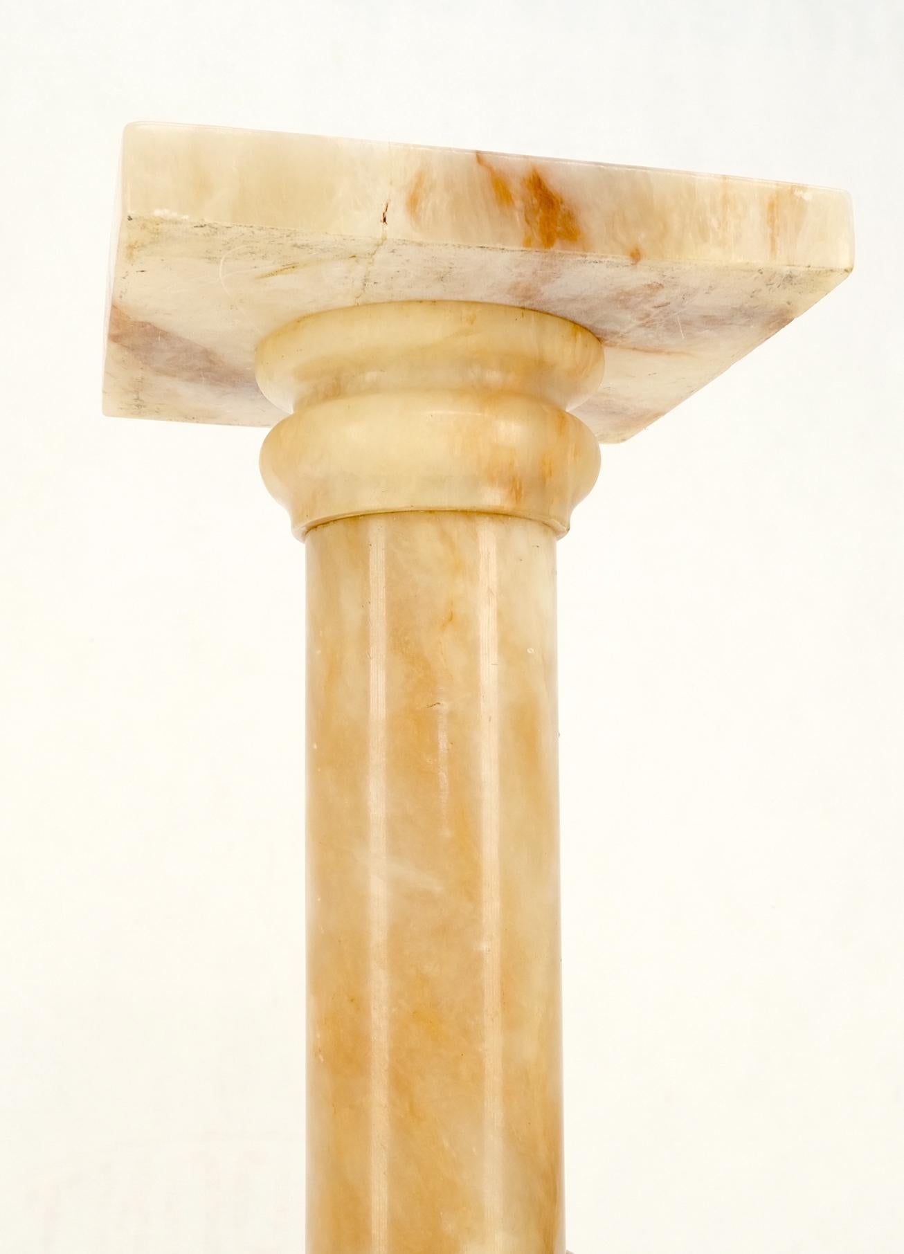 EstablishedLines Vintage Round Turned Onyx Pedestal Stand