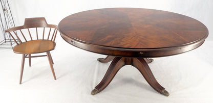 Jonathan Charles 66/92' Diamet Round 8 board Extendable Dining Table Single Base