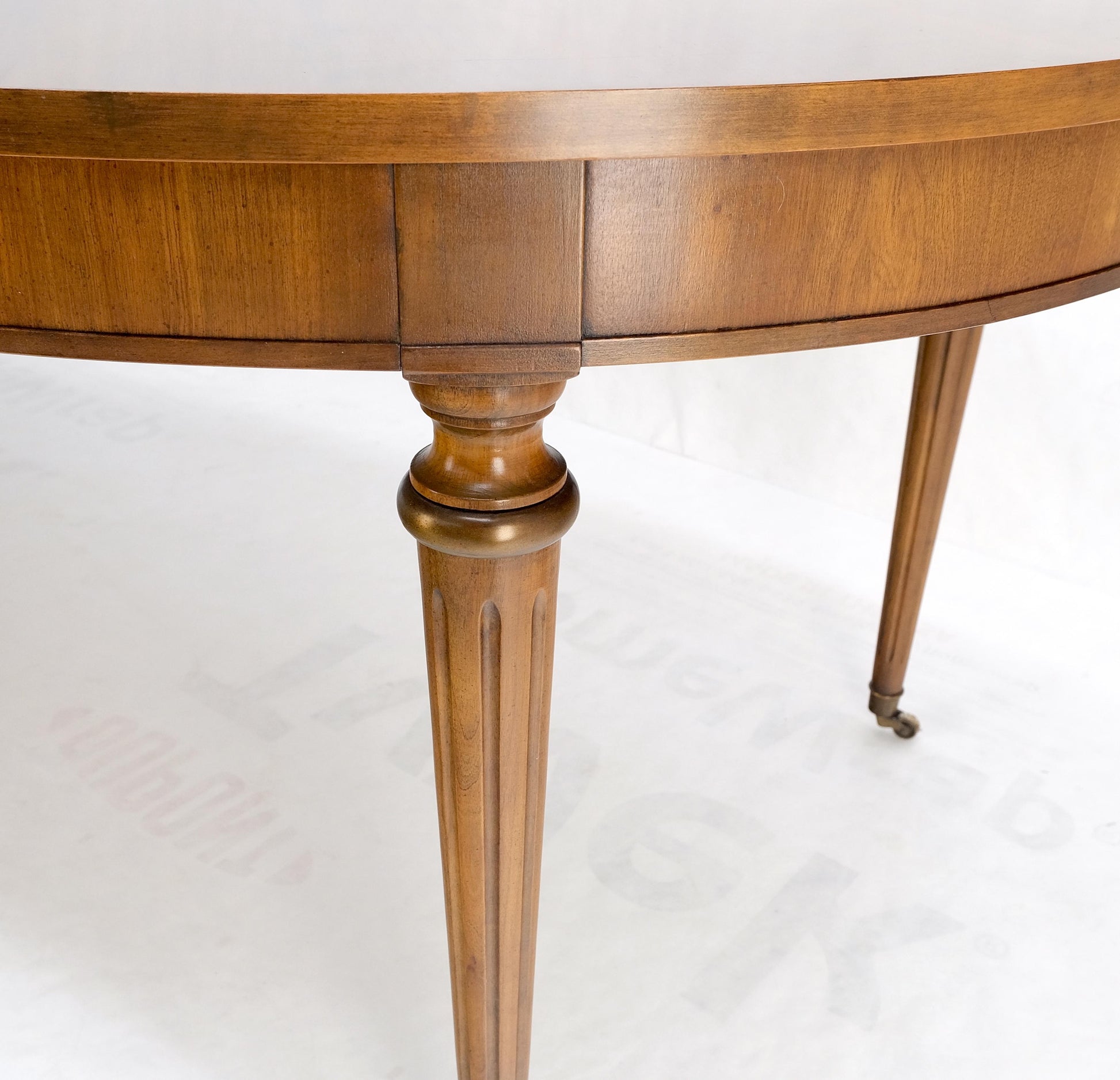 EstablishedLines American Mid-Century Oval Satinwood DiningTable 3 Leaves Fluted Tapered Leg Mint