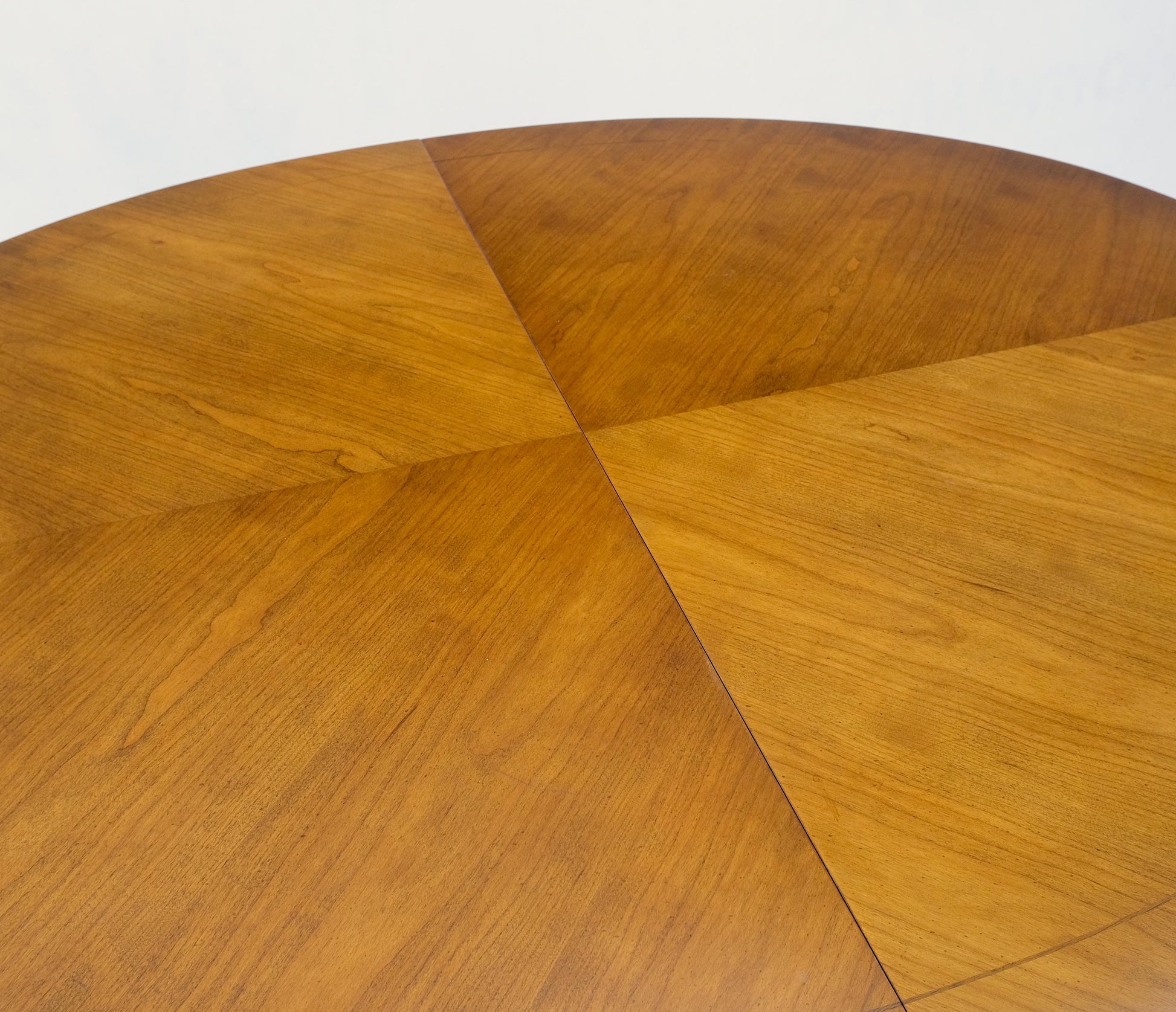 EstablishedLines American Mid-Century Oval Satinwood DiningTable 3 Leaves Fluted Tapered Leg Mint