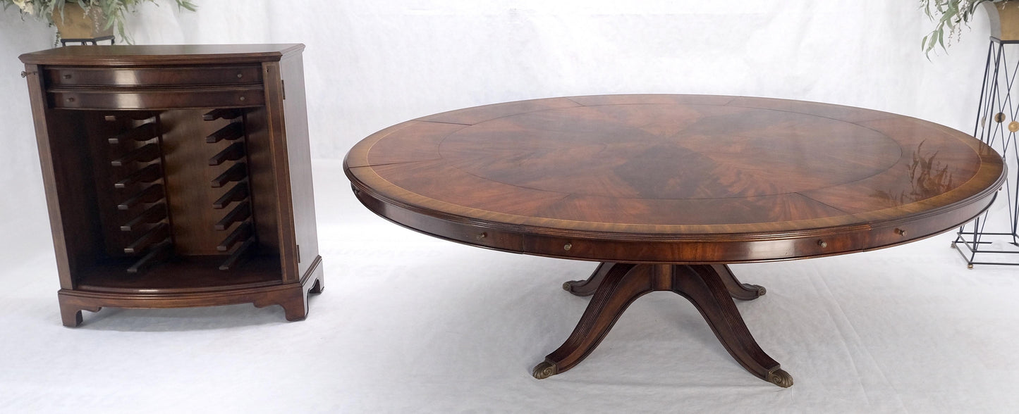 Jonathan Charles 66/92' Diamet Round 8 board Extendable Dining Table Single Base
