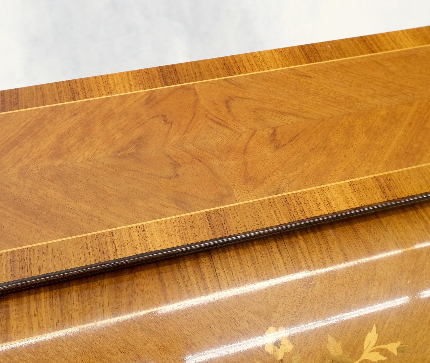 Italian Inlaid Satinwood Cylinder Top Secretary Desk Chest Drawers Dresser Mint!