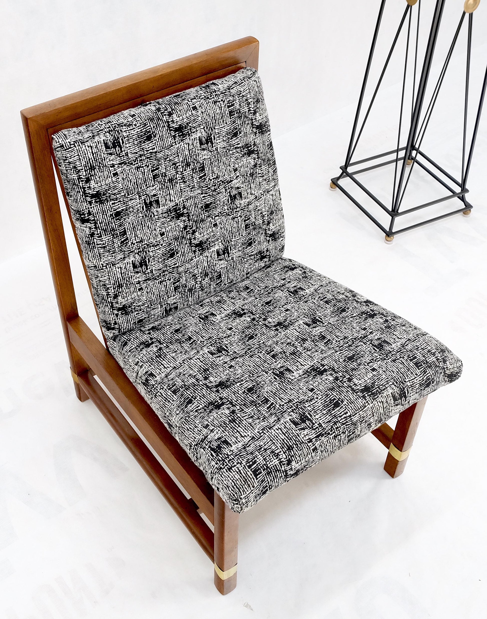 EstablishedLines Mid-Century Modern Fruitwood Frame Abstract Upholstery Slipper Lounge Chair Mint